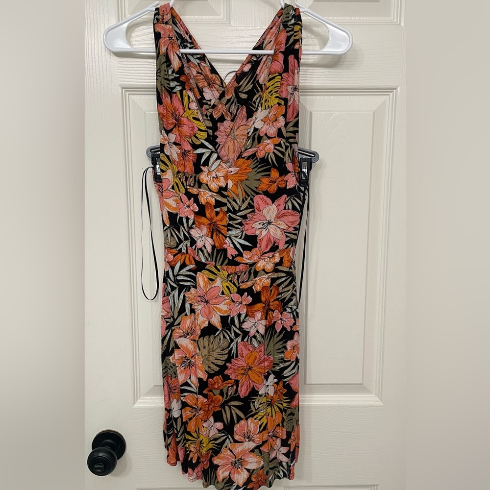 Billabong floral dress
